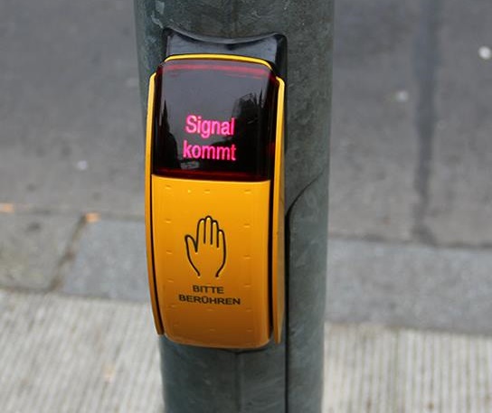 &quot;Совок&quot;: киевляне возмущены новыми &quot;сверхсовременными&quot; светофорами