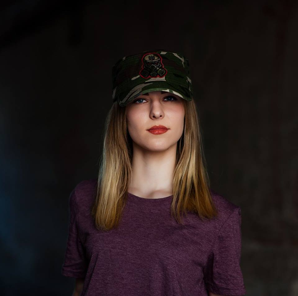 Позивний &quot;Барбі&quot;: в мережі розповіли про красуню-блондинку на службі Україні