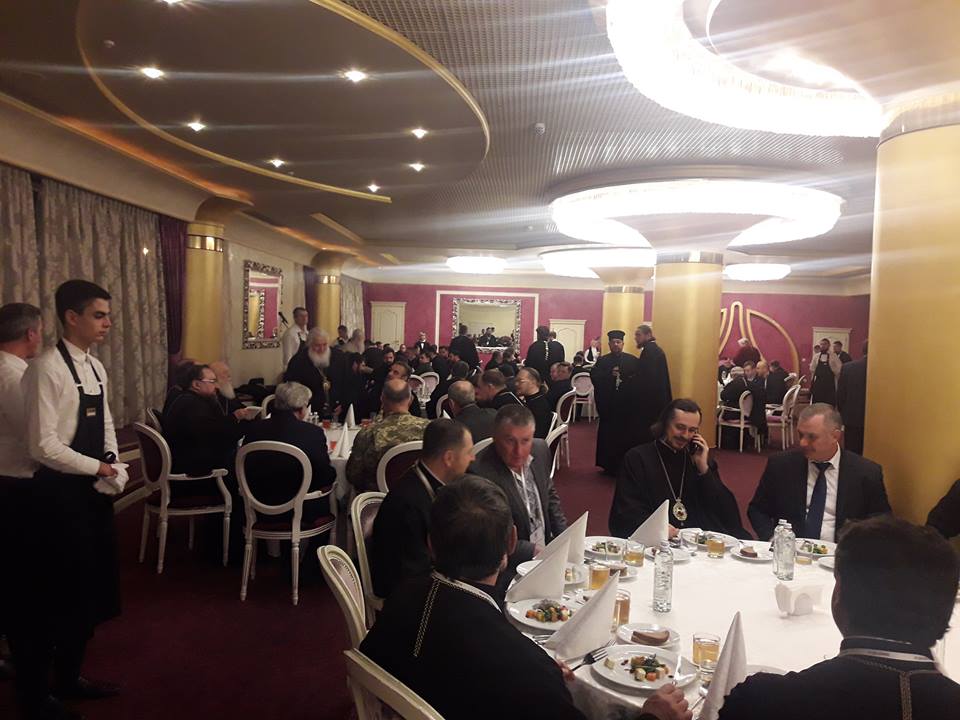 "Все, кто был разделен, теперь вместе": появилось фото первой трапезы Собора