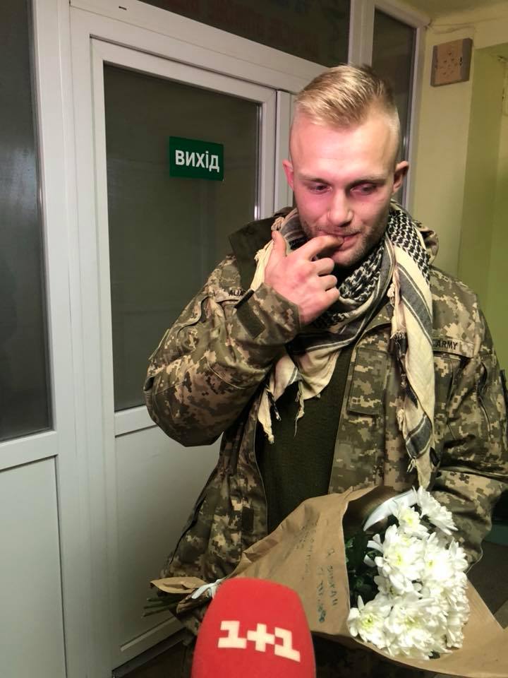 &quot;Скромный герой&quot;: в сети рассказали о парне-медике, спасавшем людей во время пожара во Львове