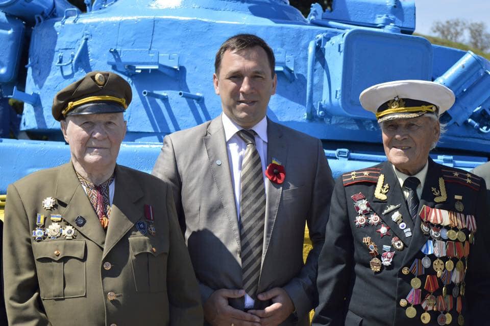 "Винесли навіть хрестики": у Києві пограбували квартиру головного "рухівця"