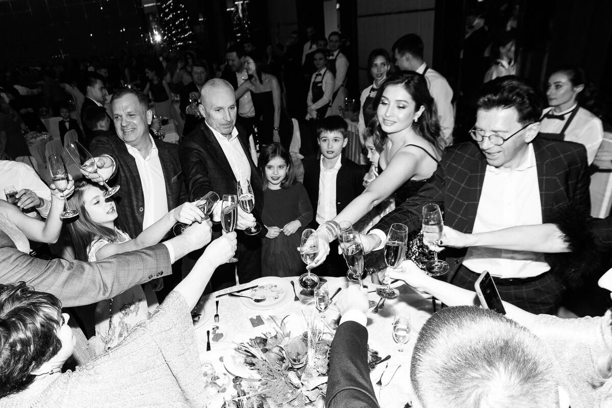 Ярославский отпраздновал Новый Год в своем Kharkiv Palace 5* c соратником по Евро-2012