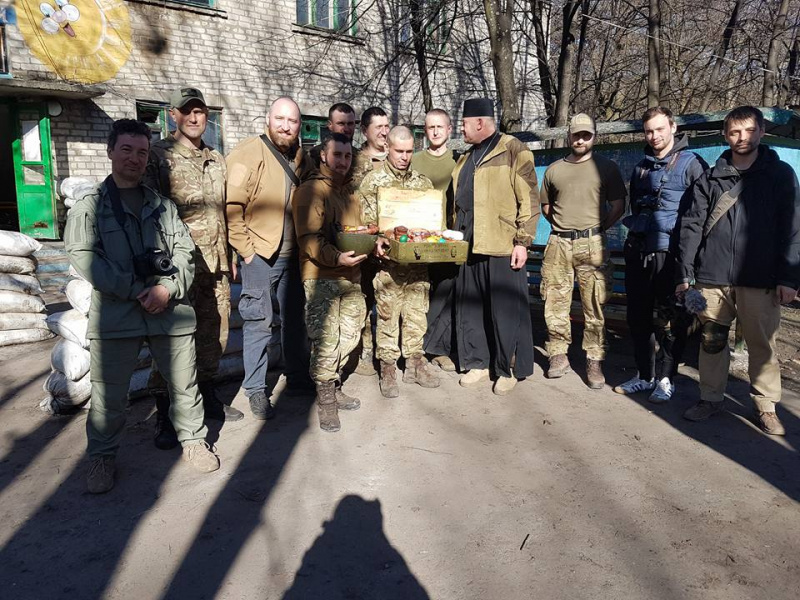 Пасха в АТО: как воины на Донбассе отмечали праздник (фото)