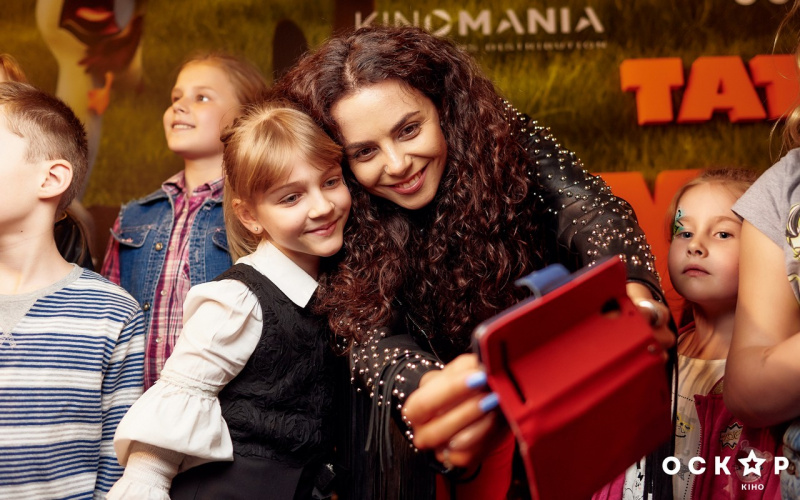 Премьера "Татко Гусак": Настя Каменских и другие звезды посетили показ мультфильма (фото)