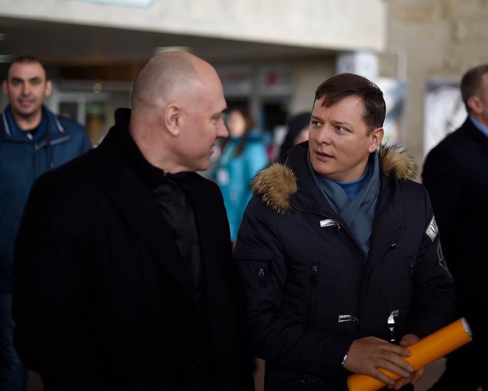 Швейцарские часы и куртка с енотом: как одевается "украинский патриот" Ляшко