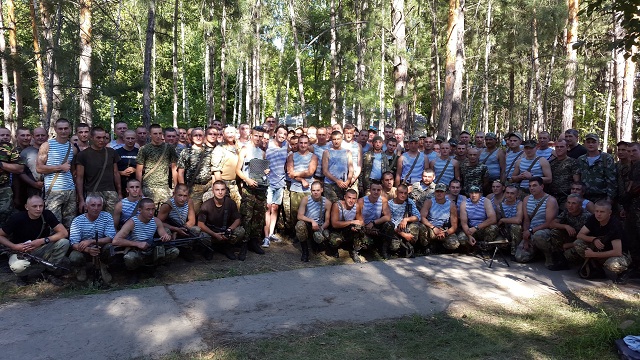 "Простіть, зла на нас не тримайте": Притула зворушливо звернувся до загиблих героїв
