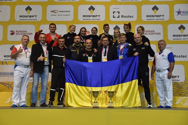 Українка виборола "золото" чемпіонату світу із самбо: подробиці тріумфу (фото)