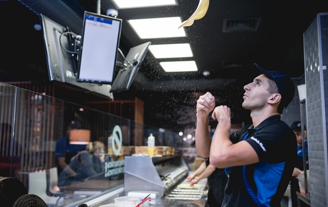 Domino's Pizza теперь доставляет по всему Киеву