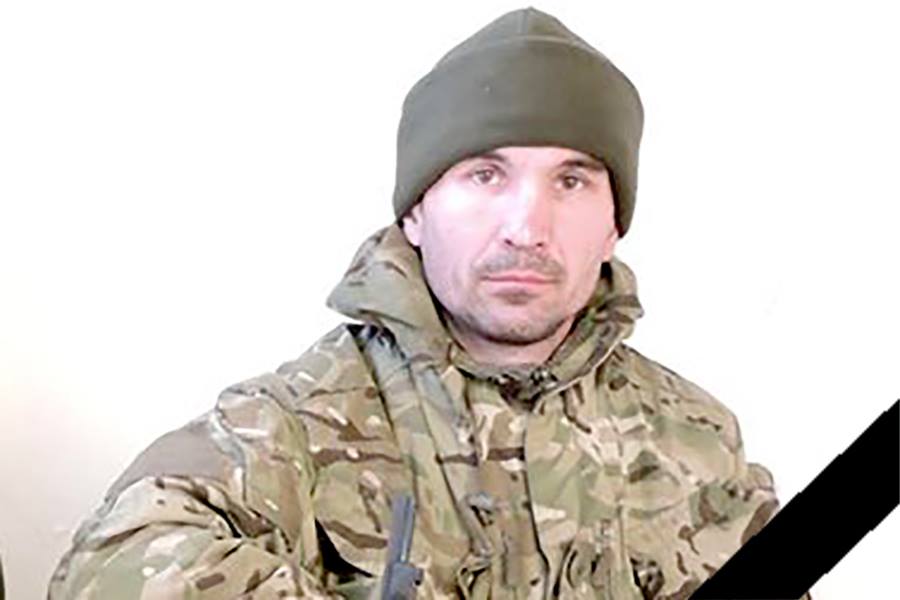 Загиблі у вересні герої: історії на фото українських захисників