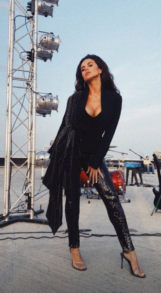 "Джоли до нее далеко": Настя Каменских покорила сети новым образом (фото)