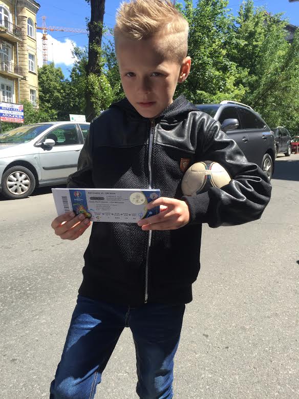 Футбольный протест: украинцы возмущены "визовой дискриминацией" со стороны Франции