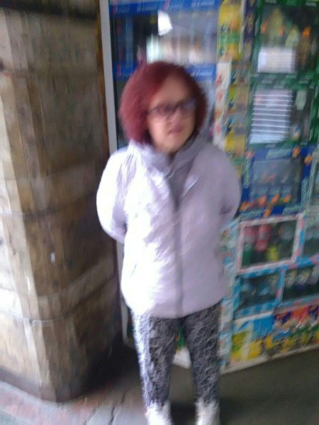 "Не любит Украину": житель Киева пожаловался на пенсионерку, которая нагло курила в переходе