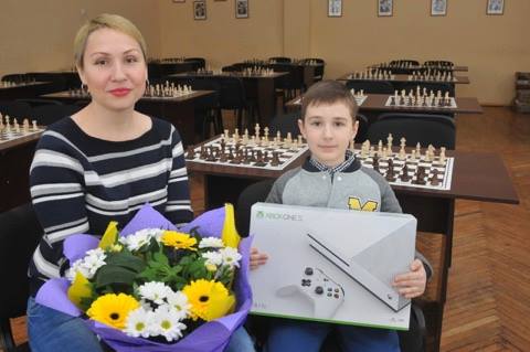 Грановский пообещал поддержку самому юному шахматисту из Харькова