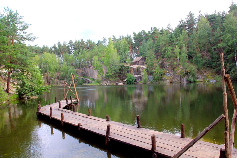 Букский каньон, скалы Довбуша и живописный меловой массив: топ-5 мест для скалолазания в Украине