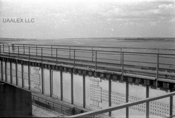 В сети появились уникальные фото подрыва Днепрогэса