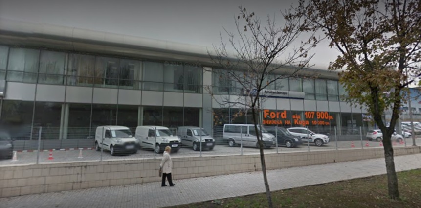 Блогер показал упадок оккупированного Донецка на примере автосалонов