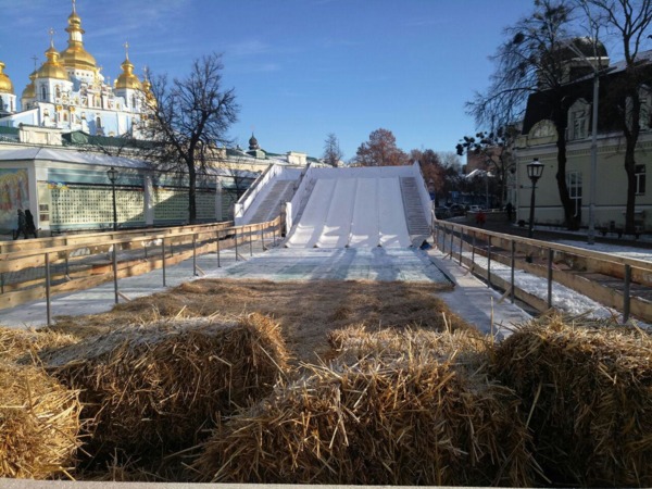 Киев готовится к Новому году 2017