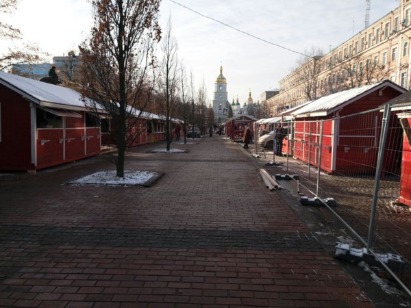 Центр Киева почти готов ко встрече нового года