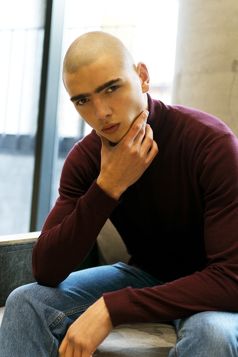 Топ-модель по-українськи 4: один із учасників популярного шоу став обличчям нової колекції українського бренду (фото)