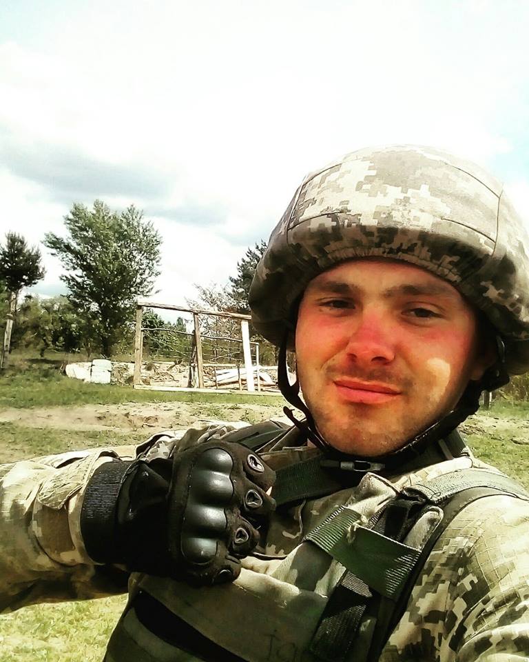 Вічна пам'ять героям: загиблі на Донбасі у березні