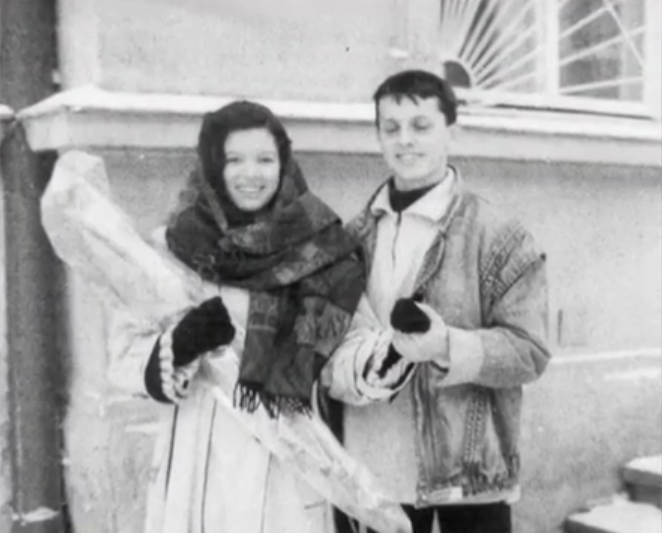 Руслана поделилась архивными фотографиями в честь своего дня рождения