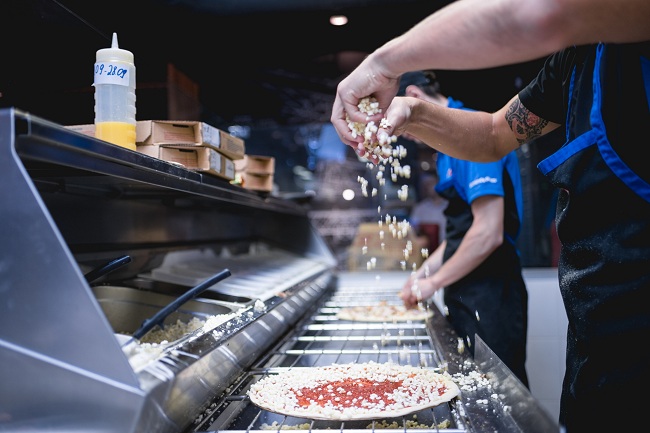 Domino's Pizza теперь доставляет по всему Киеву