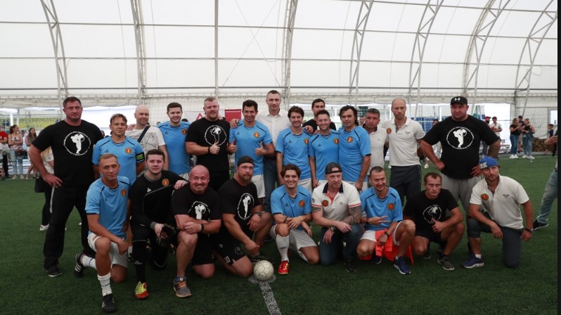 Кличко посетил фестиваль современных богатырей “Muromets Fest” и стал свидетелем нового рекорда Украины