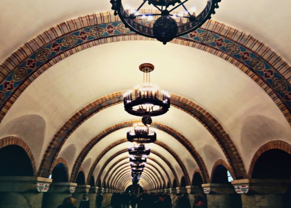 У мережі показали гарні стелі "зеленої" гілки київського метро (фото)