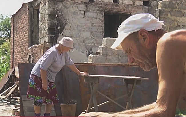 &quot;Если наглеют, то успокаиваем&quot;: как живет село на линии разграничения после обстрелов боевиков