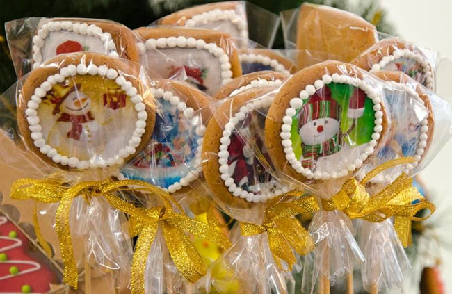 В Одессе открылся новогодний фестиваль пряников и карамели