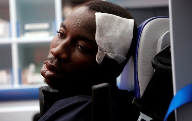 В Испанию через колючий забор прорвались сотни мигрантов