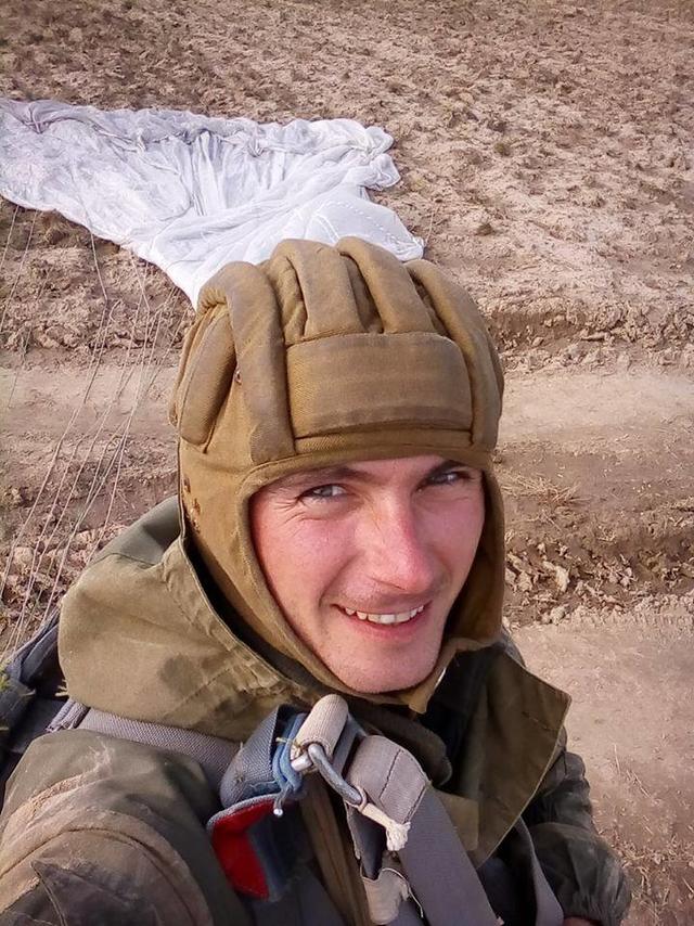 В сети рассказали о героях, которые погибли в зоне АТО в ноябре (фото)