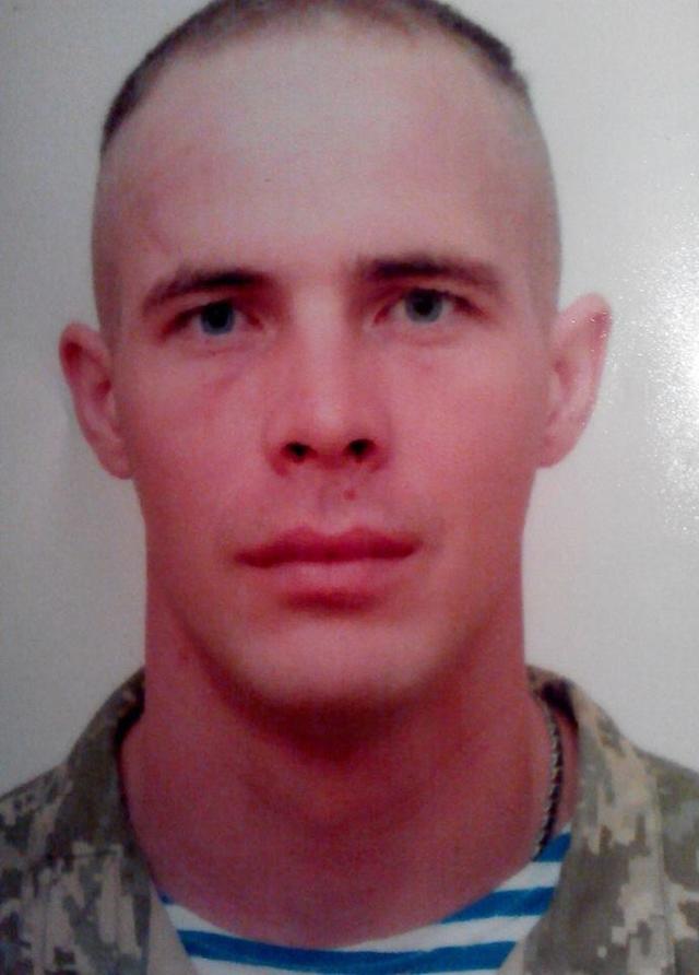 В сети рассказали о героях, которые погибли в зоне АТО в ноябре (фото)