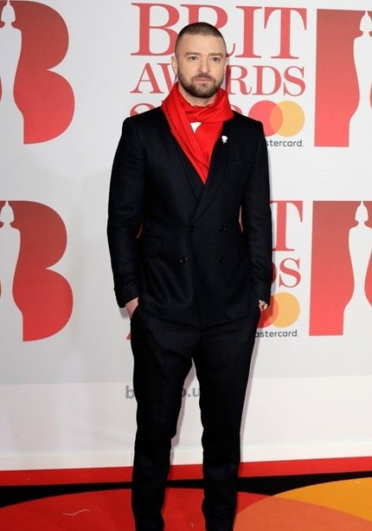 Стали известны победители Brit Awards 2018 (фото)