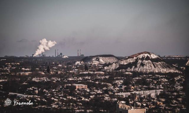 "Город притих": в сети показали свежие фото оккупированного Донецка