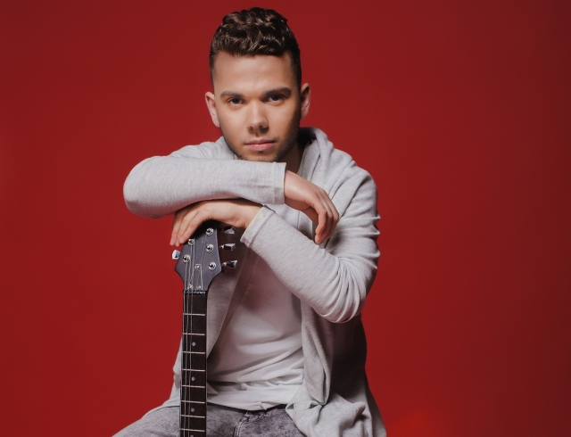 Влад Каращук