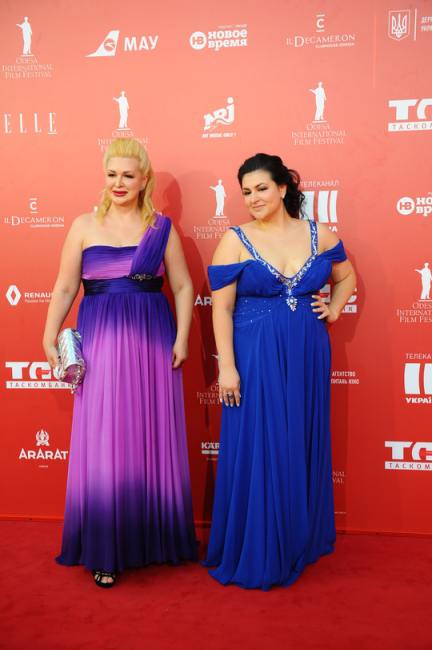 ОМКФ 2018: одесити розбурхали фестиваль безглуздими нарядами на червоній доріжці (фото)