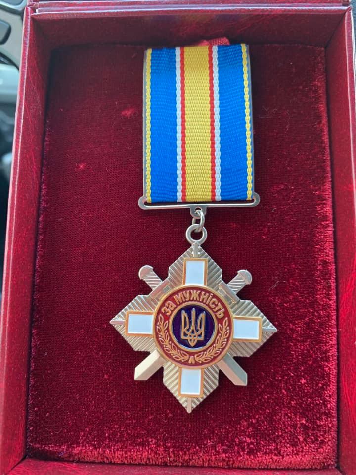 Довів до сліз: ветеран АТО зробив зворушливий подарунок ведучій, що поборола рак