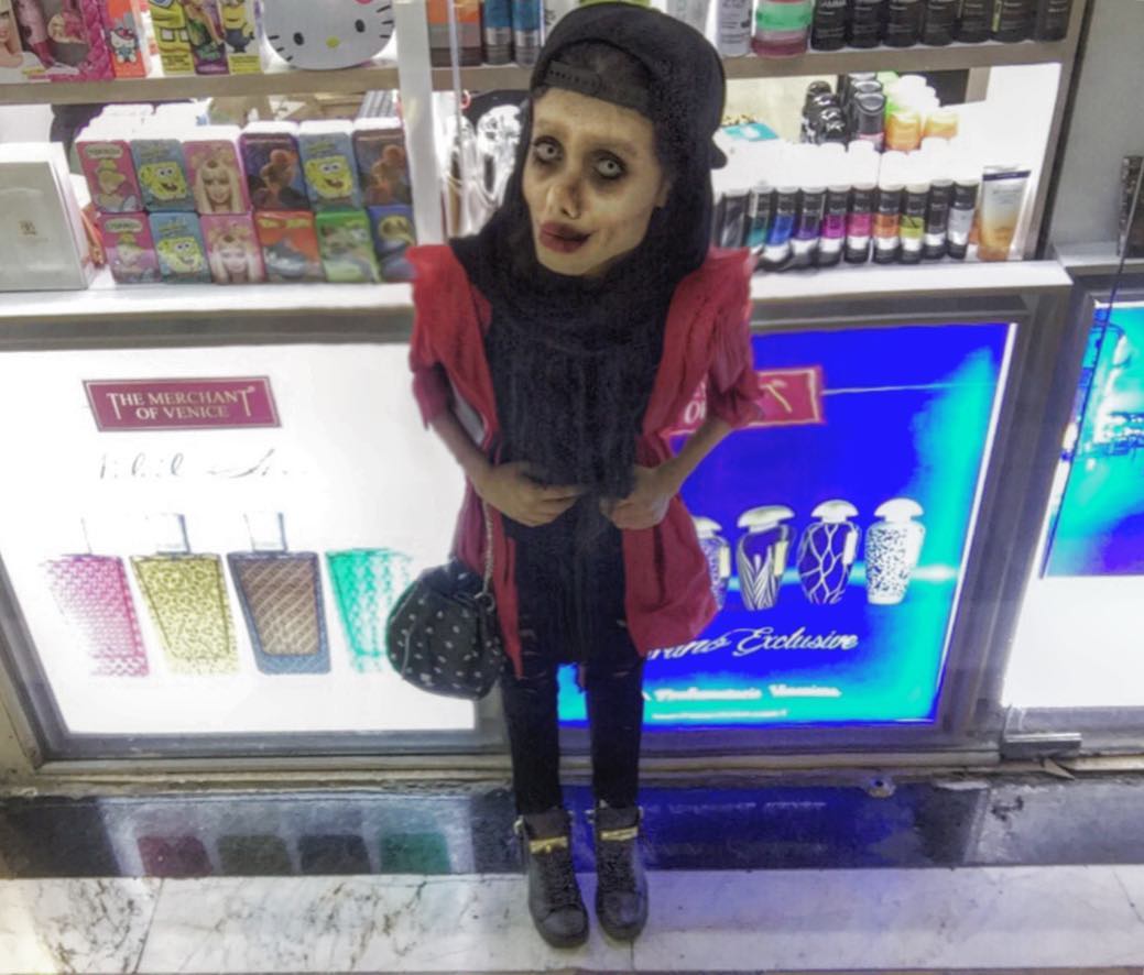 Наслідувачка Джолі розкрила таємницю своєї страхітливої зовнішності