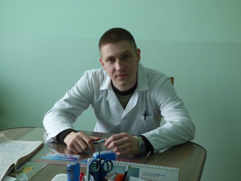 "Вища нагорода - чути "дякую": в мережі розповіли про героїчного лікаря-хірурга з АТО