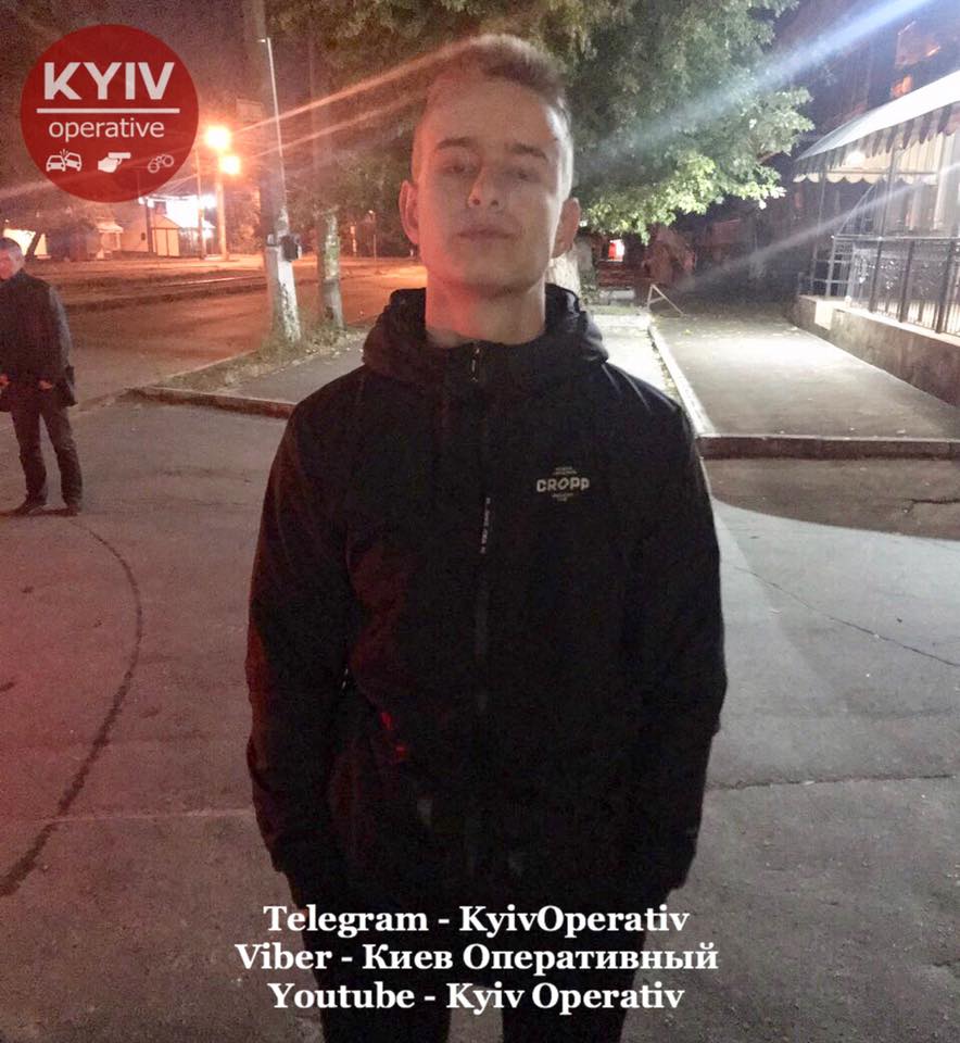 Пытали мужчину шокером: пьяные подростки продолжают творить бесчинства