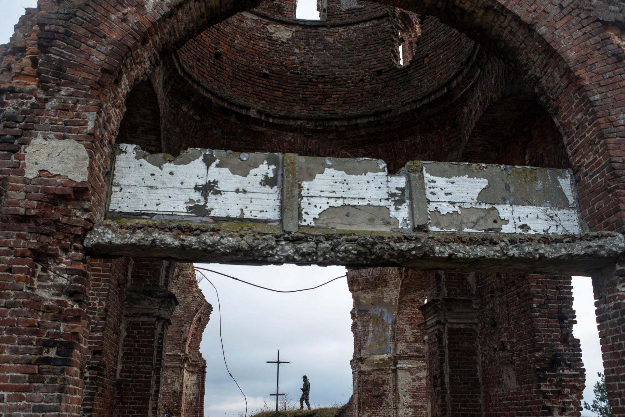 Дуже глибокі фото: військові ЗСУ показали суть "російського світу"