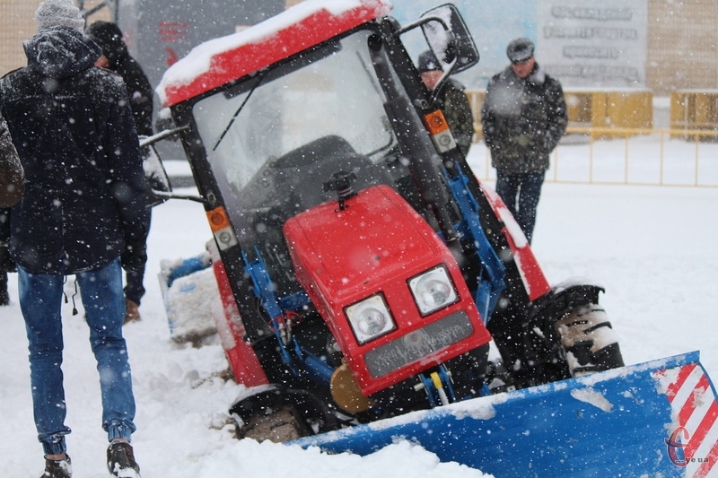 Трактор в Хмельницькому