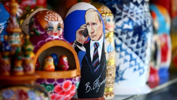 "Гибридная политика": Facebook заблокировал антикремлевский паблик