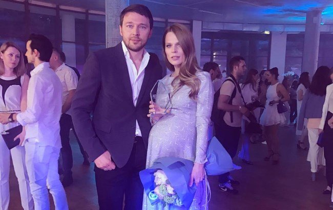 Втретє вагітна Ольга Фреймут вийшла в світ з бойфрендом