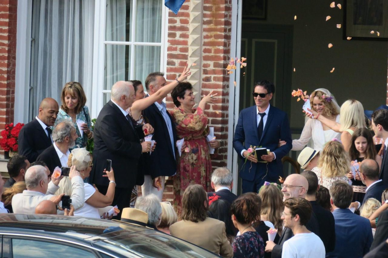 45-летняя Ванесса Паради впервые вышла замуж (фото)