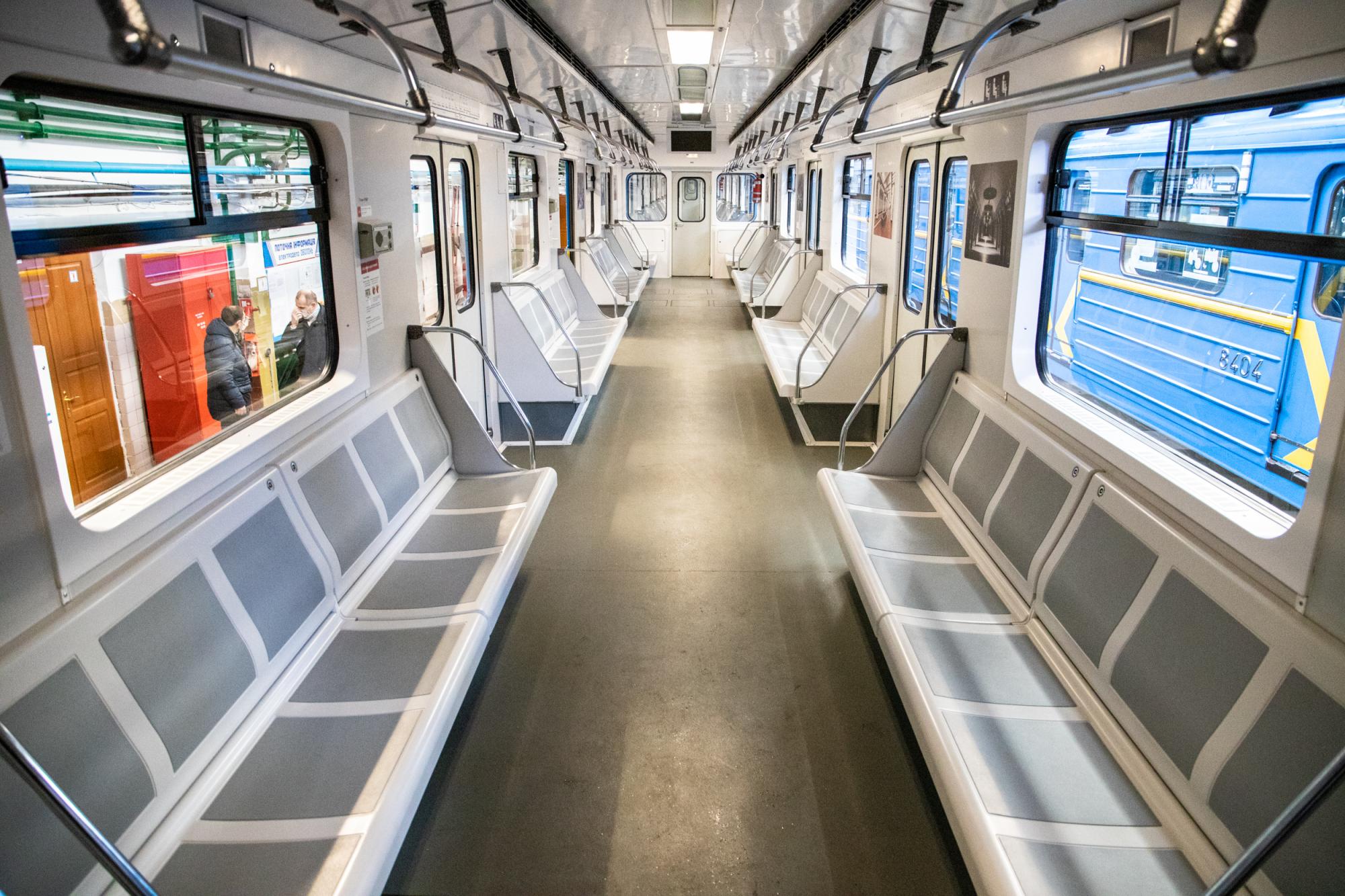 Киянам показали новий поїзд, який невдовзі з'явиться в метро