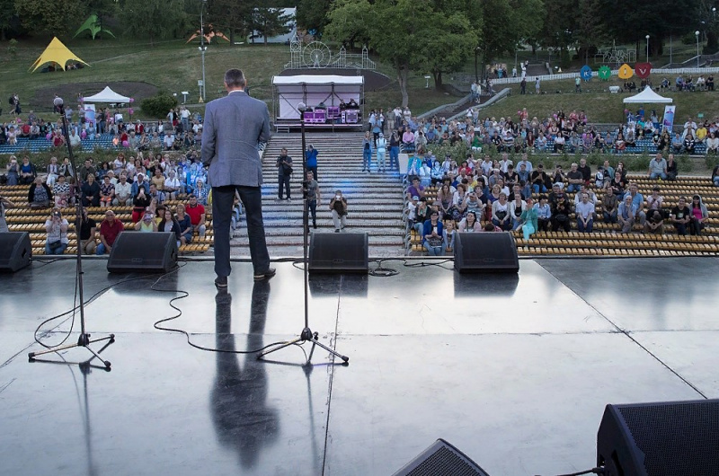 "Мы с вами сделали праздник": Кличко поблагодарил коммунальщиков за чистоту после финала ЛЧ (фото)