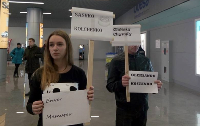 &quot;Марне очікування&quot;: активісти запустили флешмоб в підтримку Кольченко