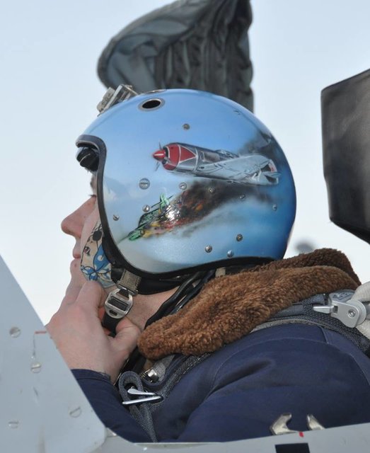 Вищий пілотаж: в мережі показали фото маневрів українських льотчиків